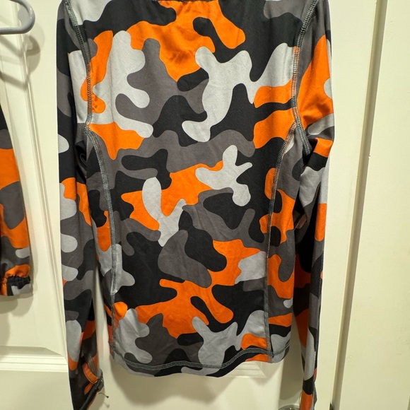 Lands End kids base layer. Used in good condition. Kids size 6-7. - Picture 2 of 7